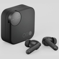 Потерян кейс от наушников