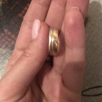 Потеряно женское обручальное кольцо