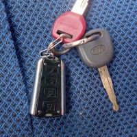 Найдены ключи от автомобиля KIA
