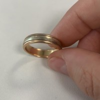 Потеряно обручальное кольцо