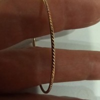 Утеряна золотая серёжка - кольцо.