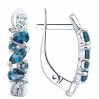 Потеряна серёжка с голудыми камнями