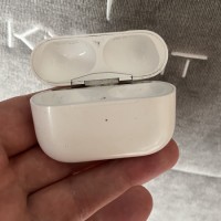 Кейс AirPods Pro