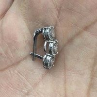 Потеряна серьга