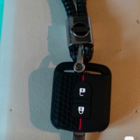 Потерял ключ от авто Ниссан в районе парка 1000 летия. Буду благодарен тому