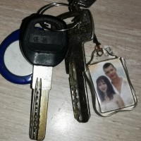 Утеряны ключи с фото-брелоком