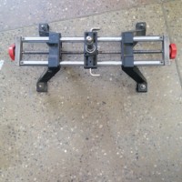 Утерян зажим колесных дисков для сход развала