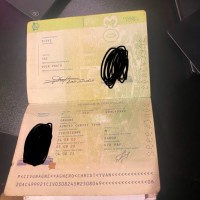 Утеряна черная сумка с паспортом и другие документы